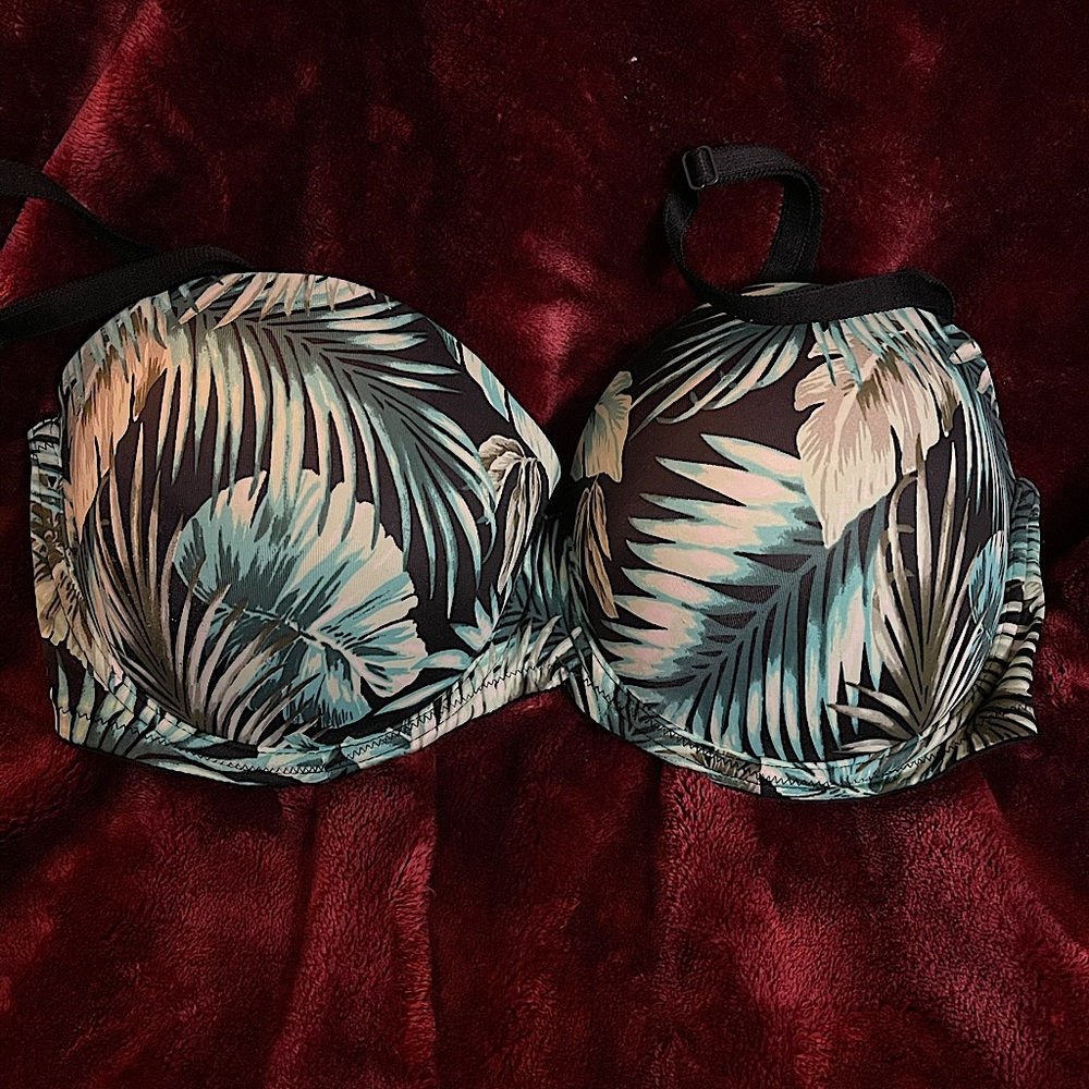 Victoria’s Secret Pink Push Up Bra 36DD